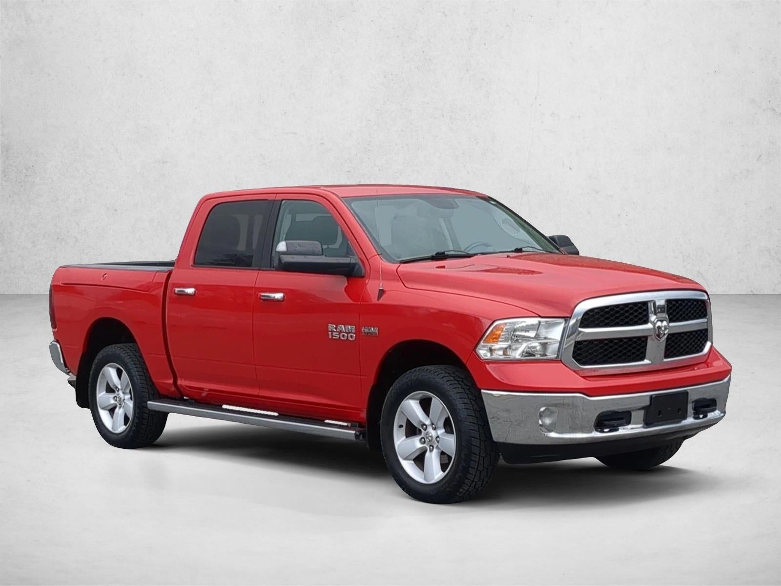 2016 RAM 1500 SLT