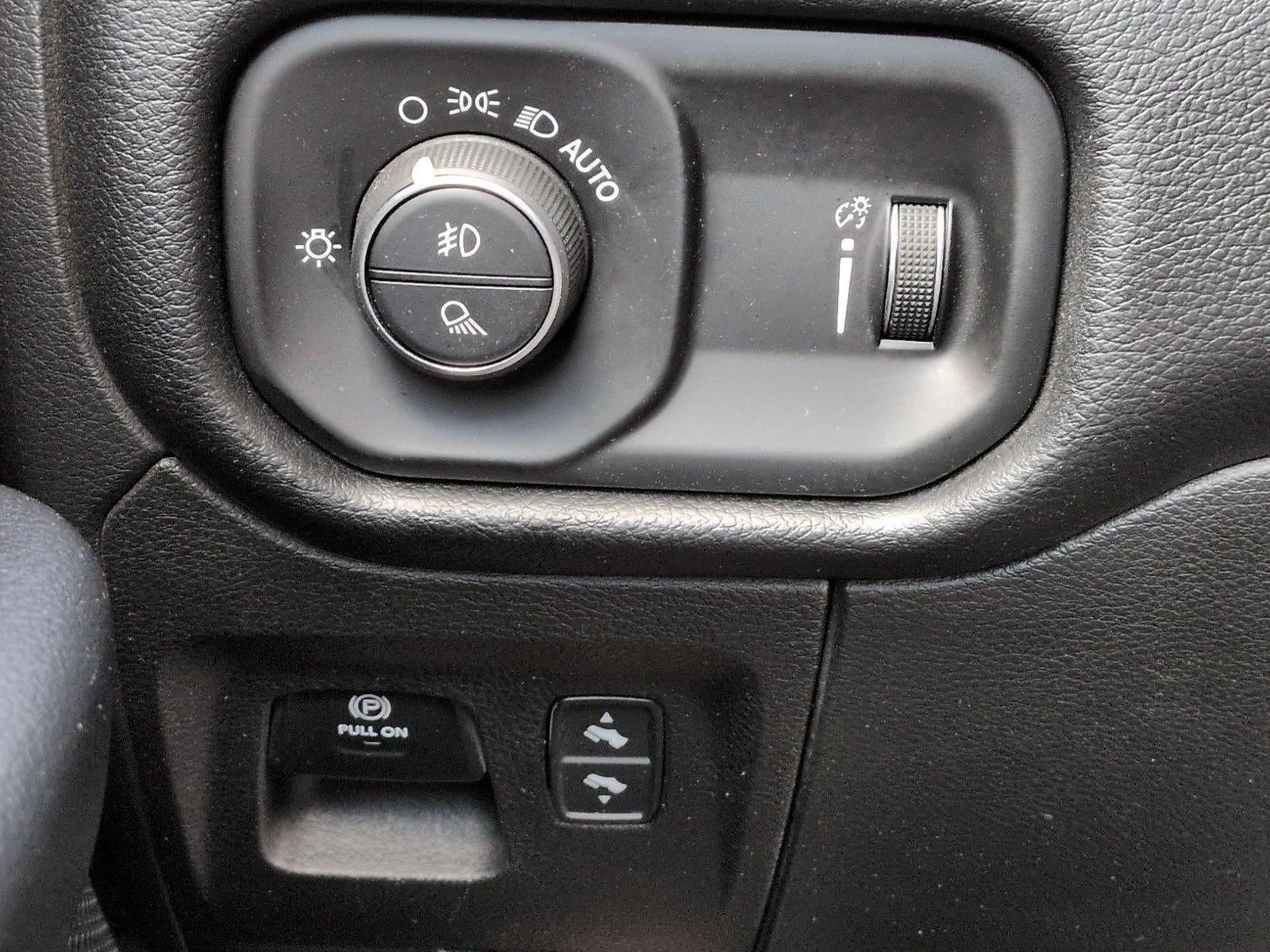 2021 RAM 1500 Big Horn Quad Cab 4x4 6'4" Box