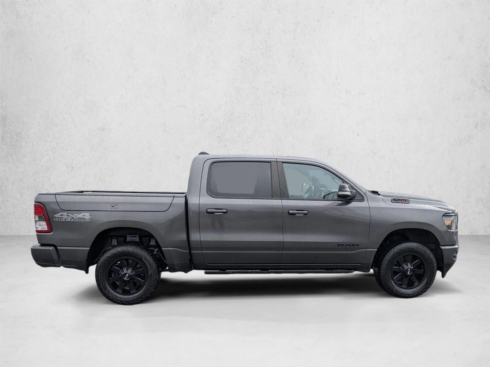 2021 RAM 1500 Big Horn Crew Cab 4x4 5'7" Box