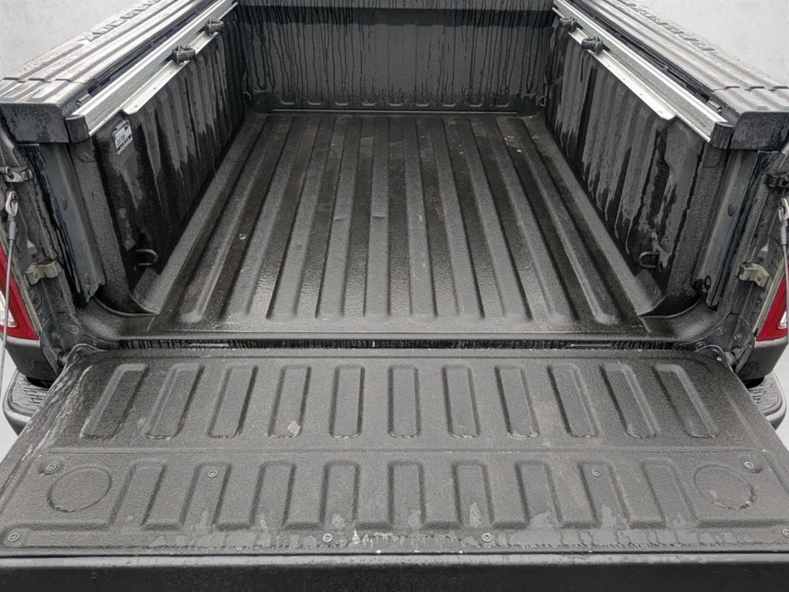 2021 RAM 1500 Big Horn Crew Cab 4x4 5'7" Box