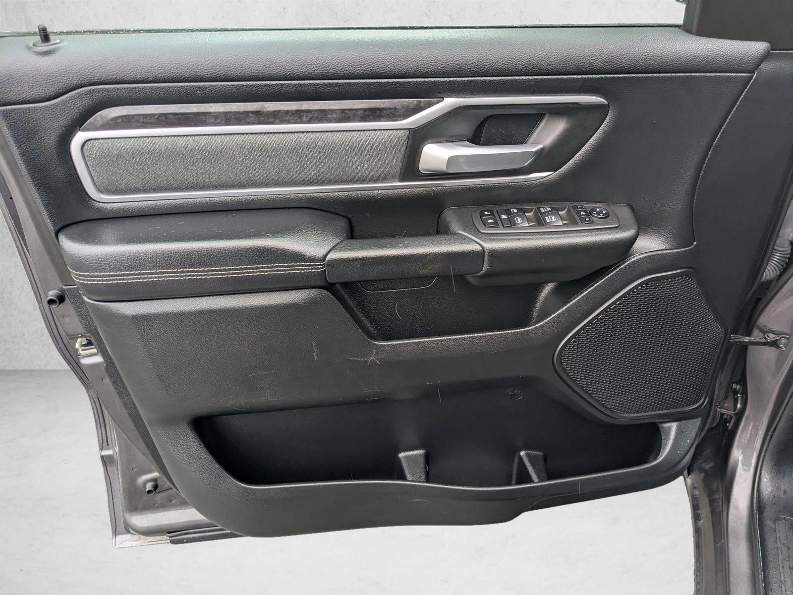 2021 RAM 1500 Big Horn Crew Cab 4x4 5'7" Box