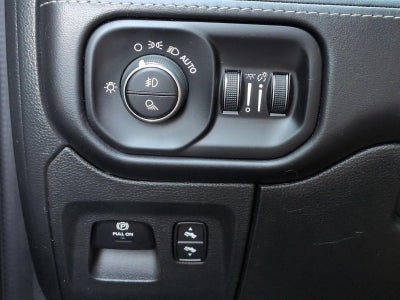 2023 RAM 1500 Limited Crew Cab 4x4 5'7" Box
