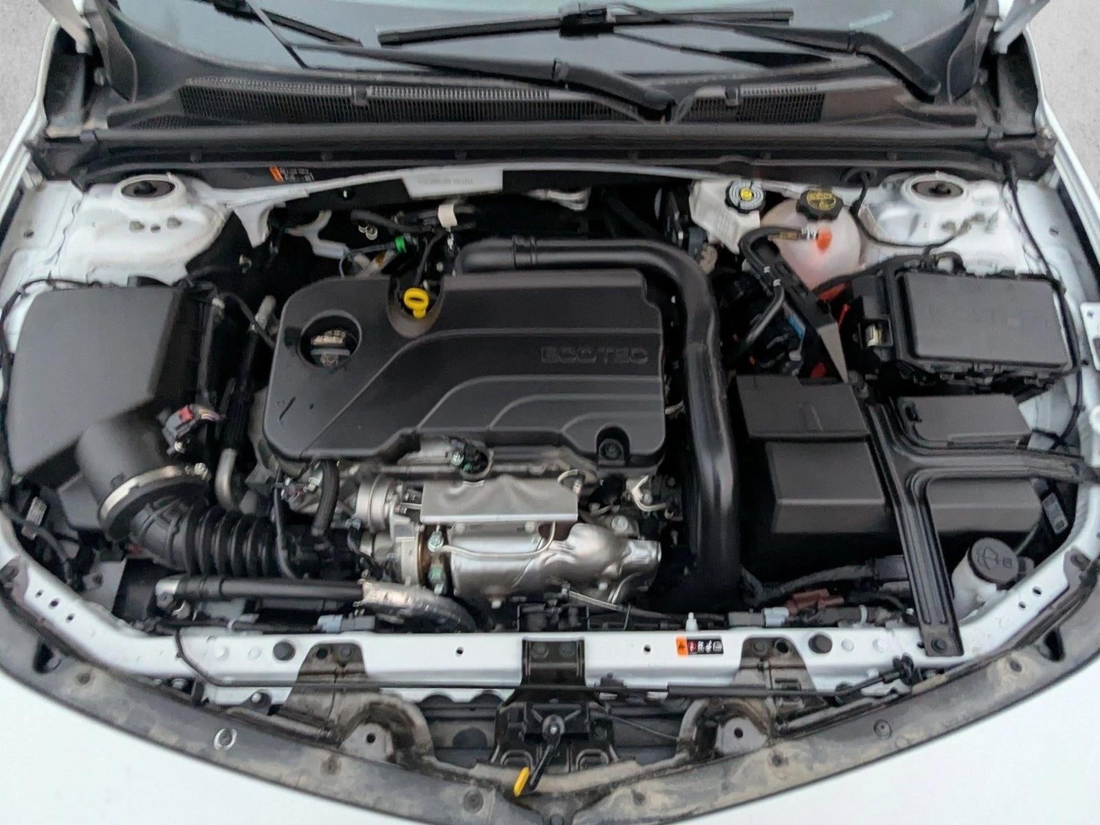 2025 Chevrolet Malibu LS