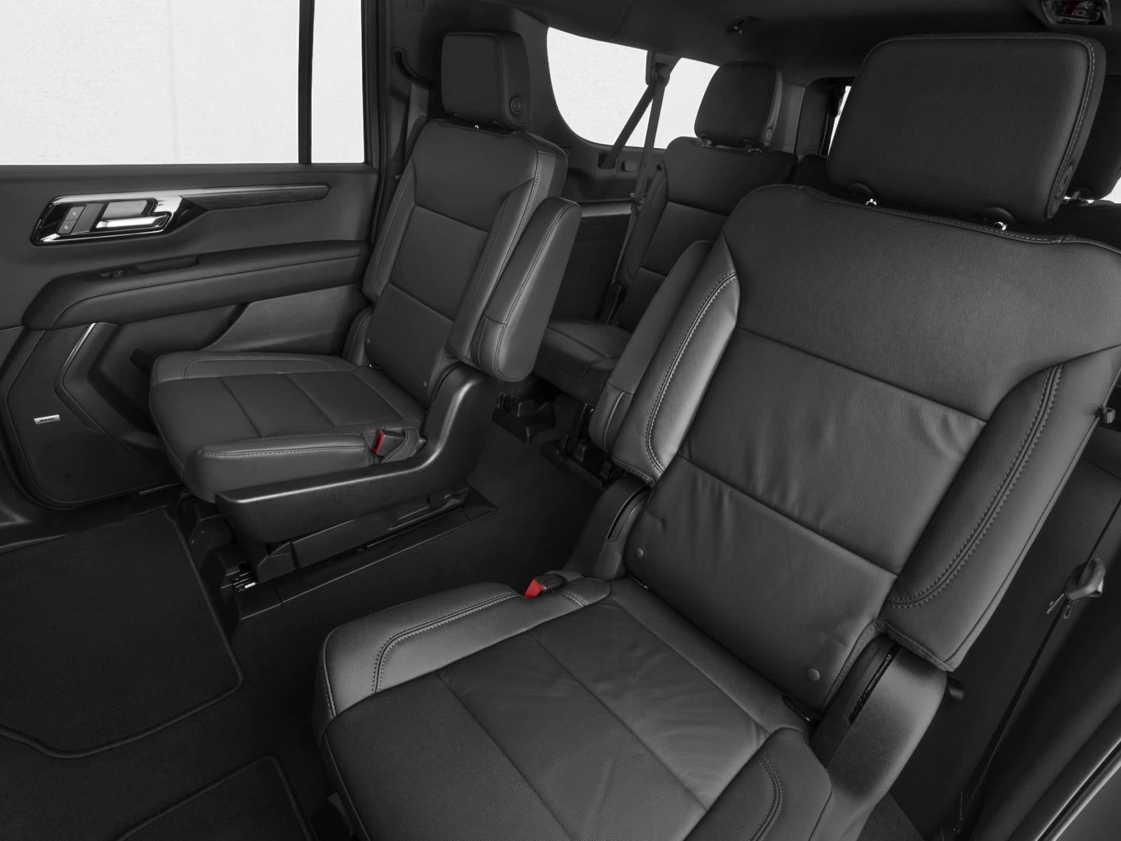2026 Chevrolet Suburban Z71 - Photo 9