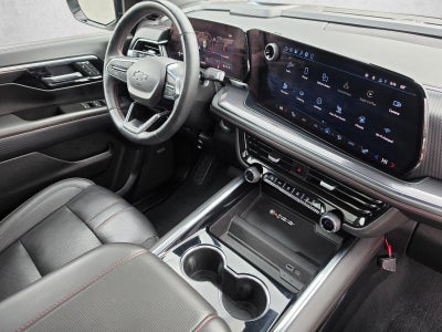 2025 Chevrolet Suburban RST