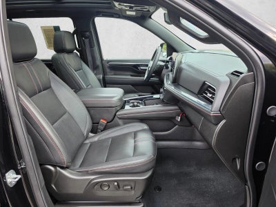 2025 Chevrolet Suburban RST