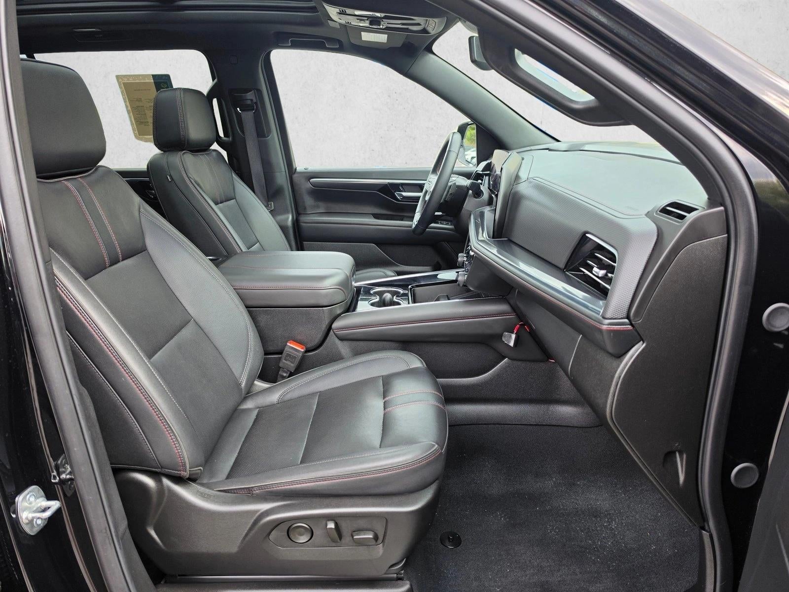 2025 Chevrolet Suburban RST