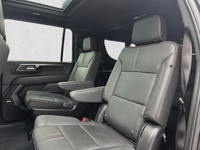 2025 Chevrolet Suburban RST