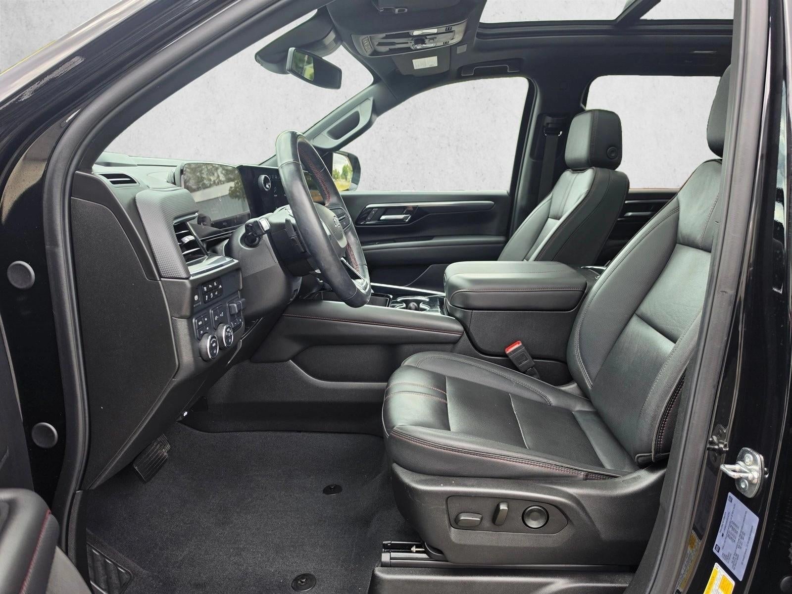 2025 Chevrolet Suburban RST