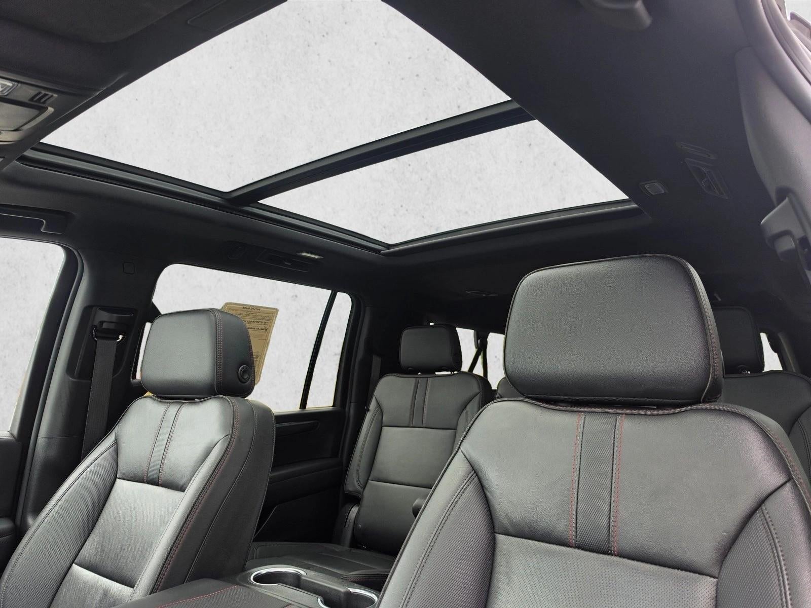 2025 Chevrolet Suburban RST