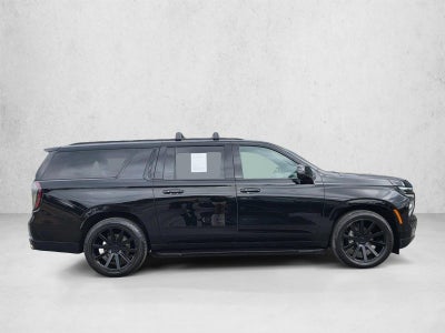 2025 Chevrolet Suburban RST