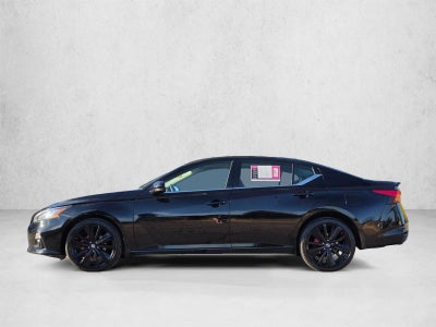 2022 Nissan Altima SR Intelligent AWD