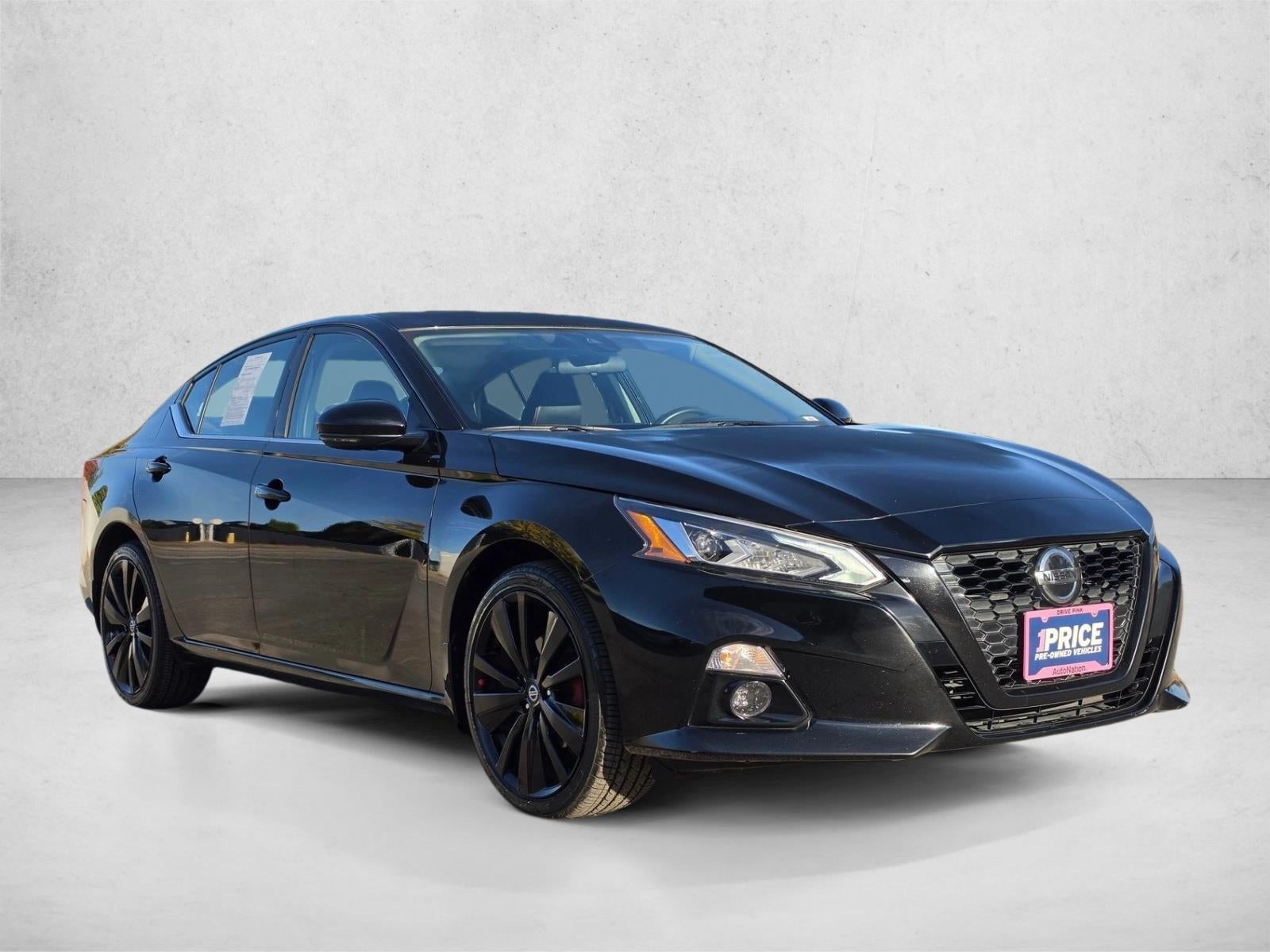2022 Nissan Altima SR Intelligent AWD