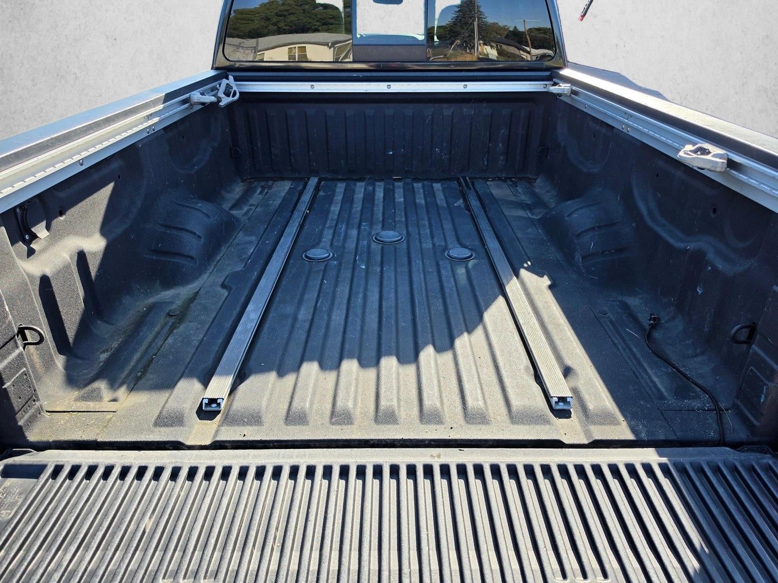 2017 Nissan TITAN XD PRO-4X Gas