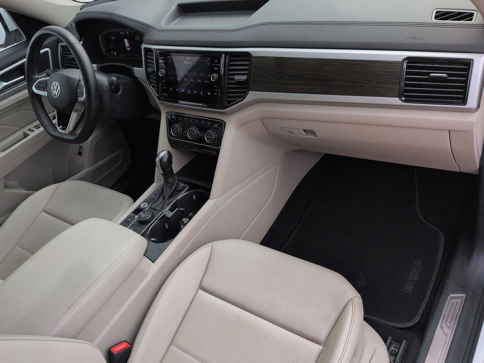 2022 Volkswagen Atlas 2.0T SE w/Technology