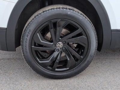 2022 Volkswagen Atlas 2.0T SE w/Technology