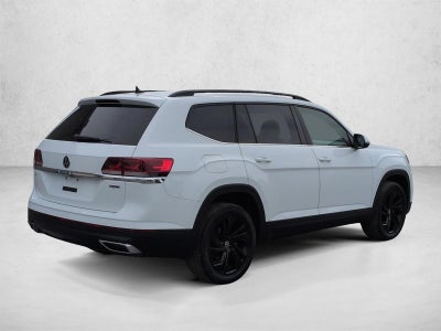 2022 Volkswagen Atlas 2.0T SE w/Technology