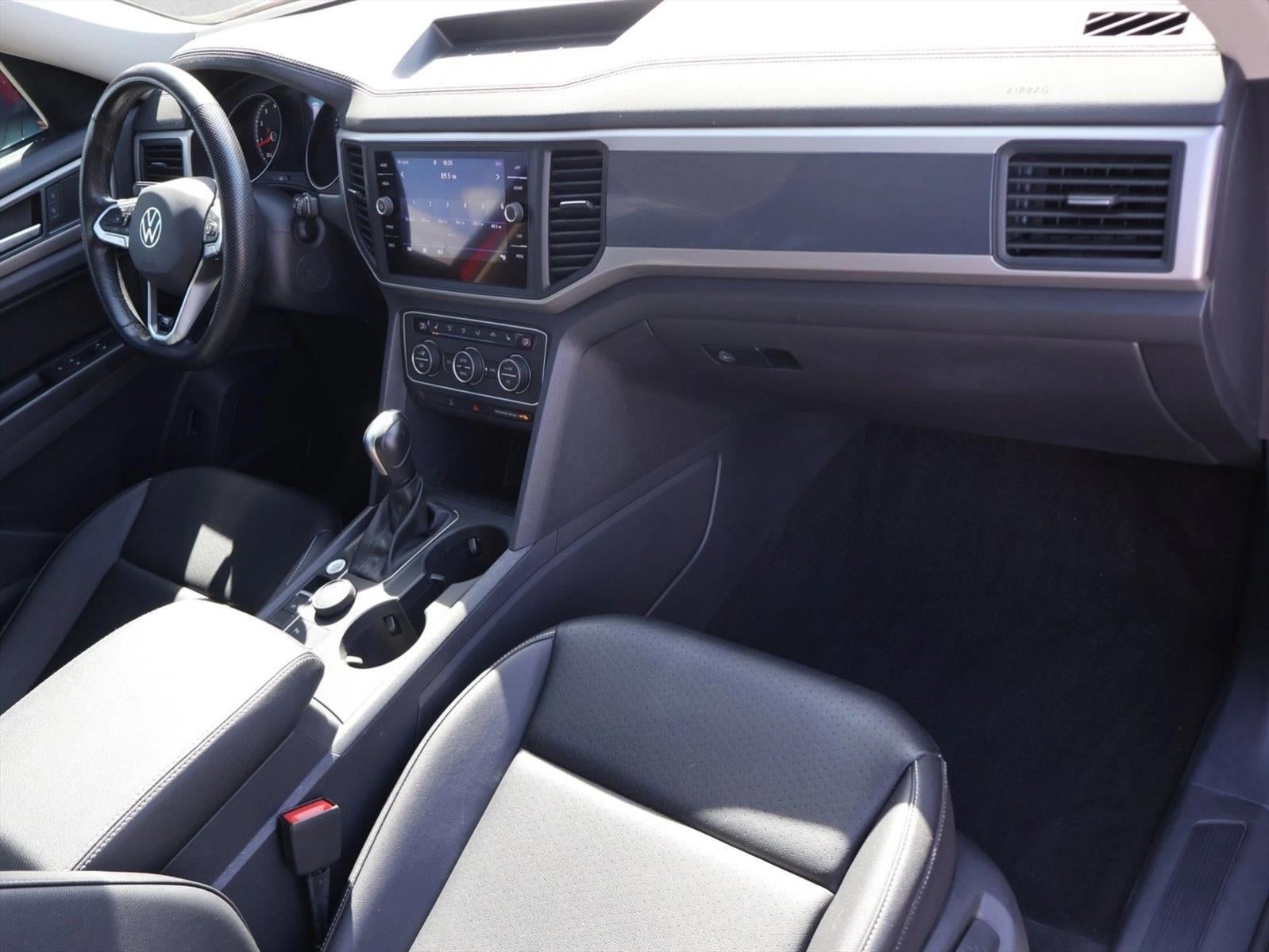 2021 Volkswagen Atlas 3.6L V6 SE w/Technology R-Line