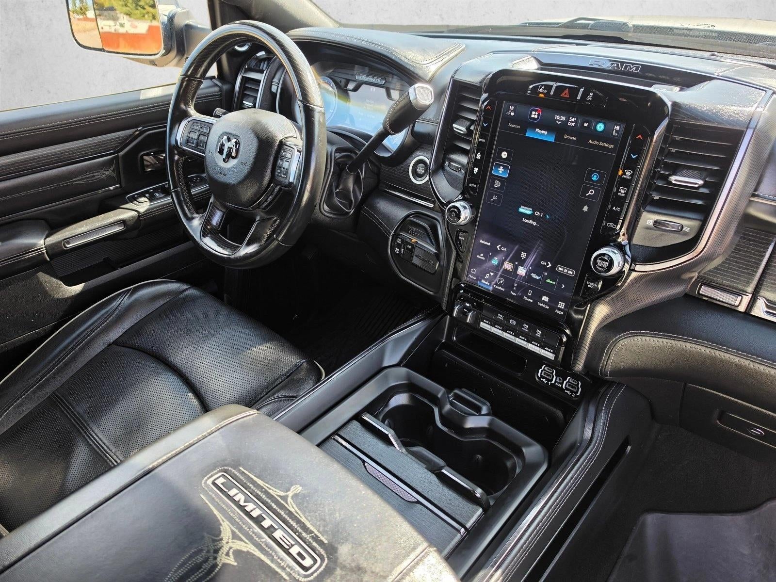 2022 RAM 3500 Limited Crew Cab 4x4 8' Box