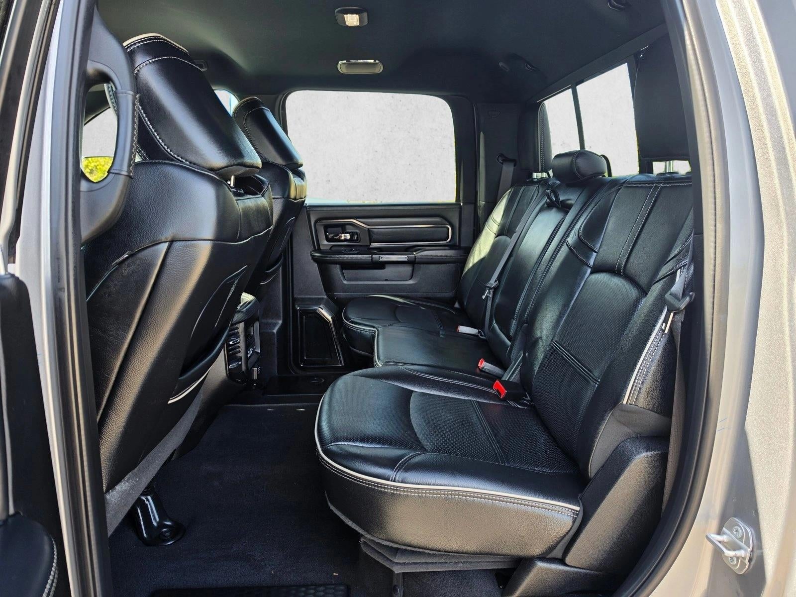2022 RAM 3500 Limited Crew Cab 4x4 8' Box