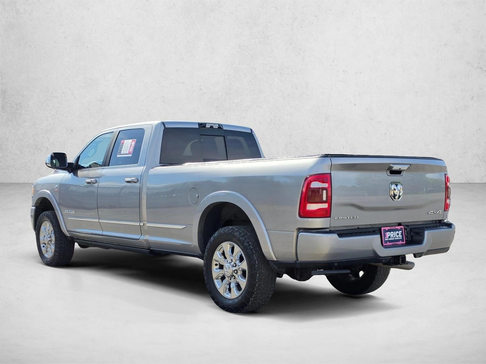 2022 RAM 3500 Limited Crew Cab 4x4 8' Box