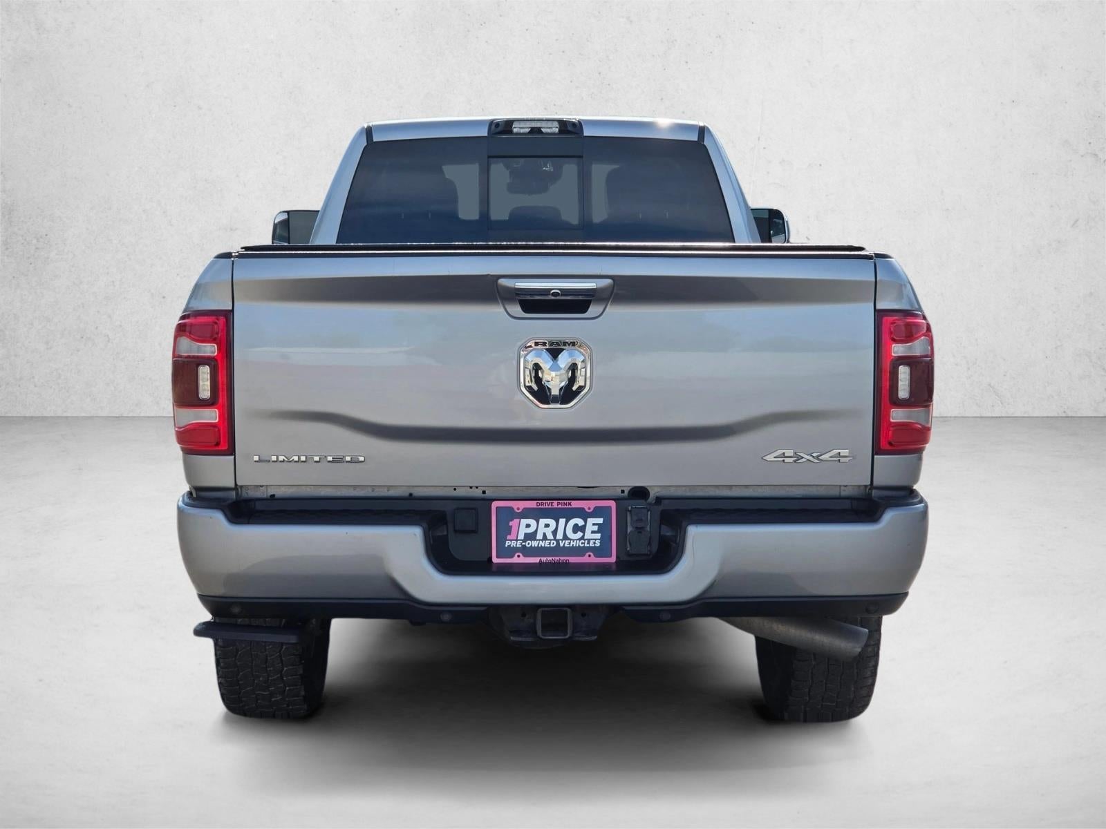 2022 RAM 3500 Limited Crew Cab 4x4 8' Box