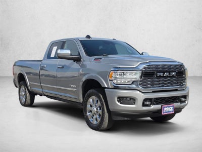 2022 RAM 3500 Limited Crew Cab 4x4 8' Box