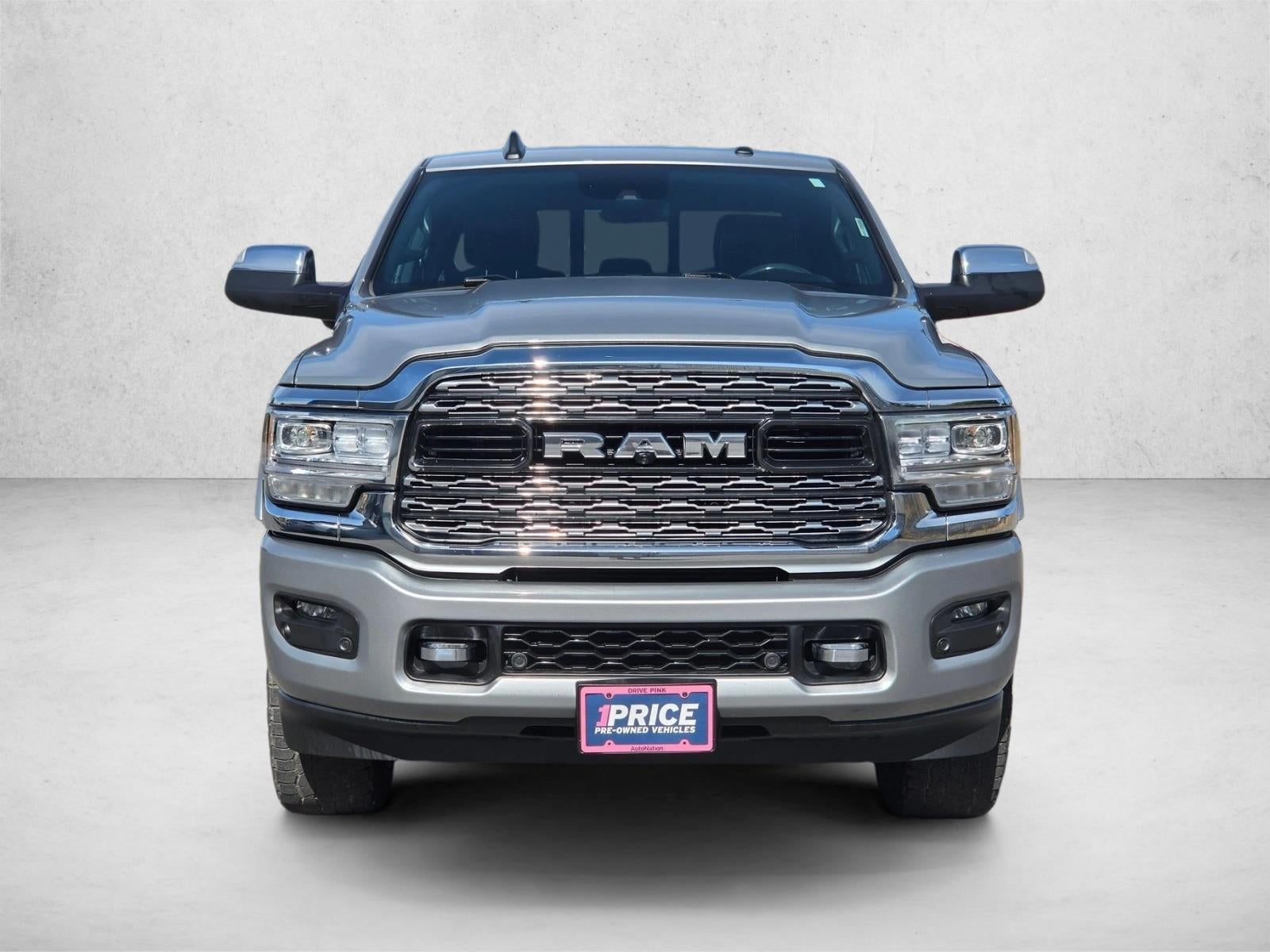 2022 RAM 3500 Limited Crew Cab 4x4 8' Box