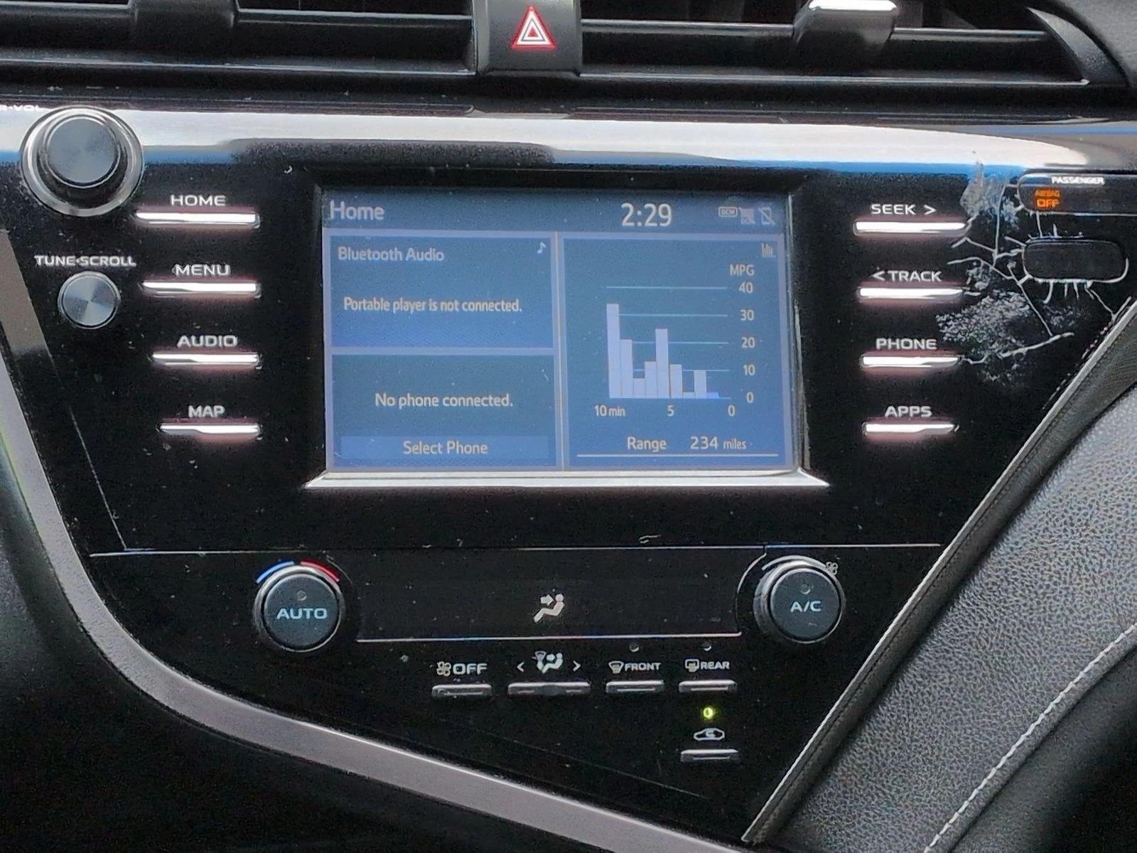 2019 Toyota Camry SE