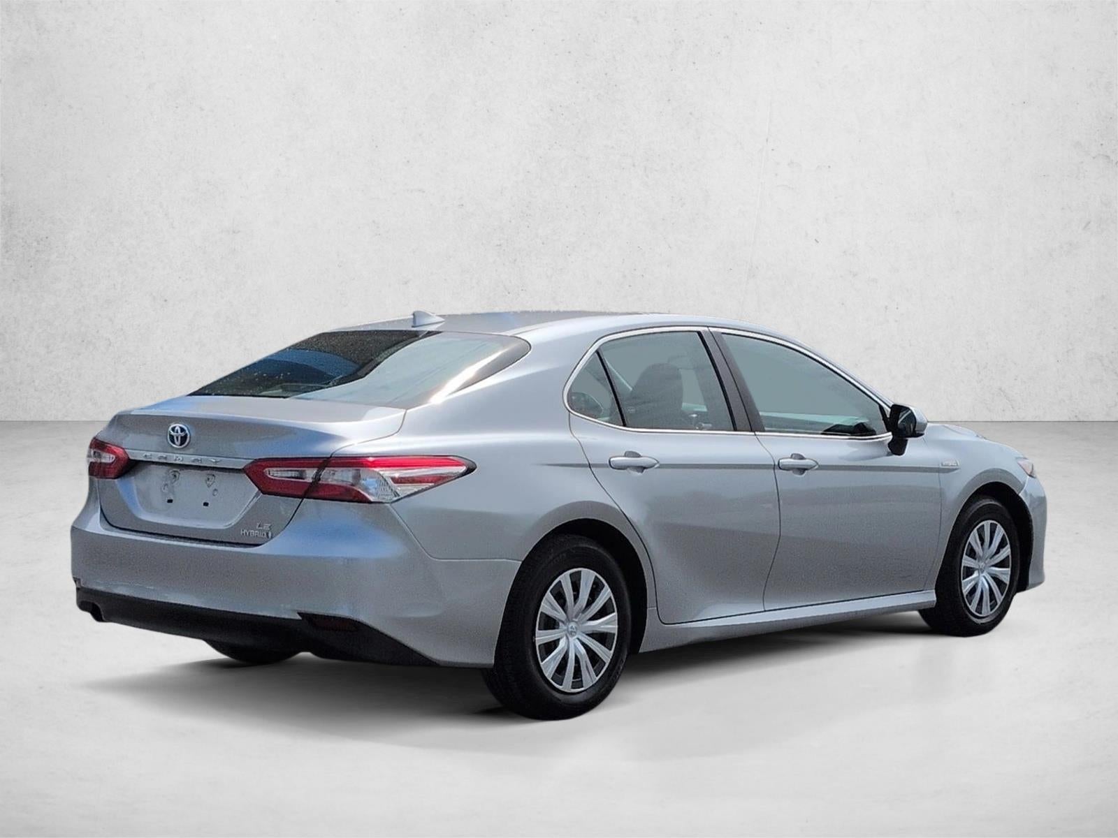 2020 Toyota Camry LE Hybrid