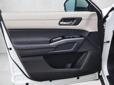 2024 Nissan Pathfinder SL 4WD