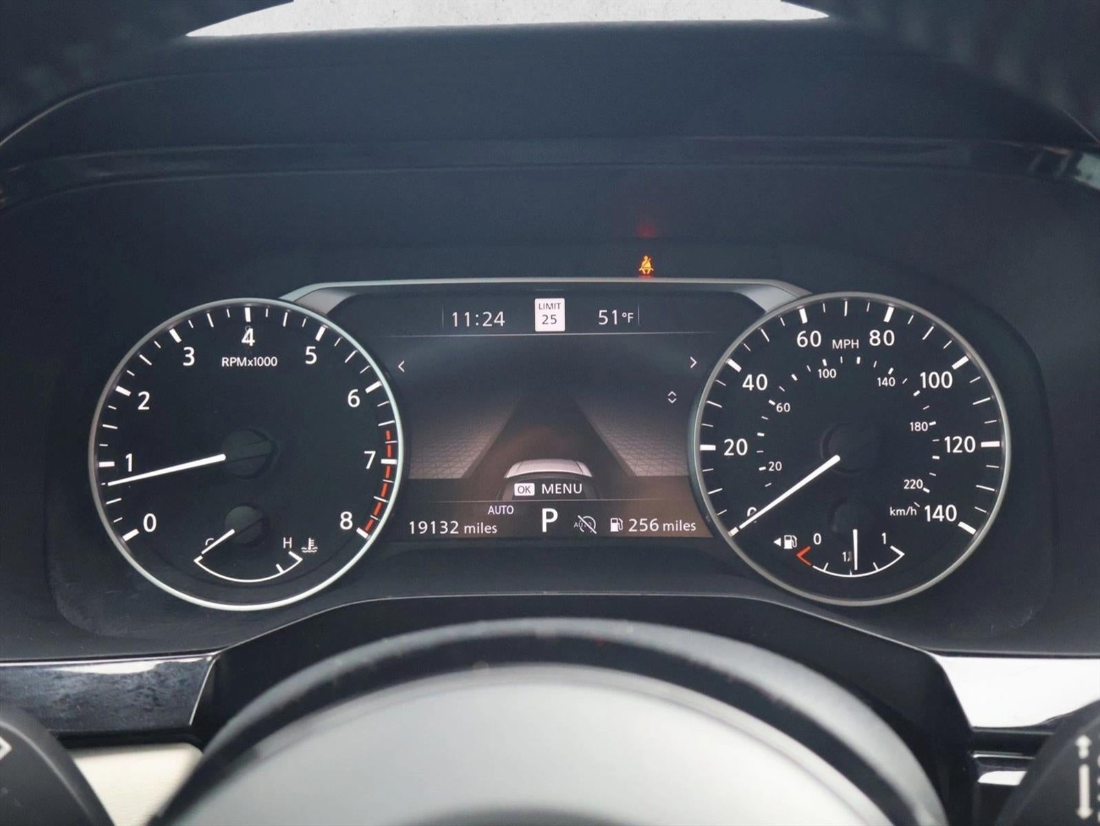 2024 Nissan Pathfinder SL 4WD