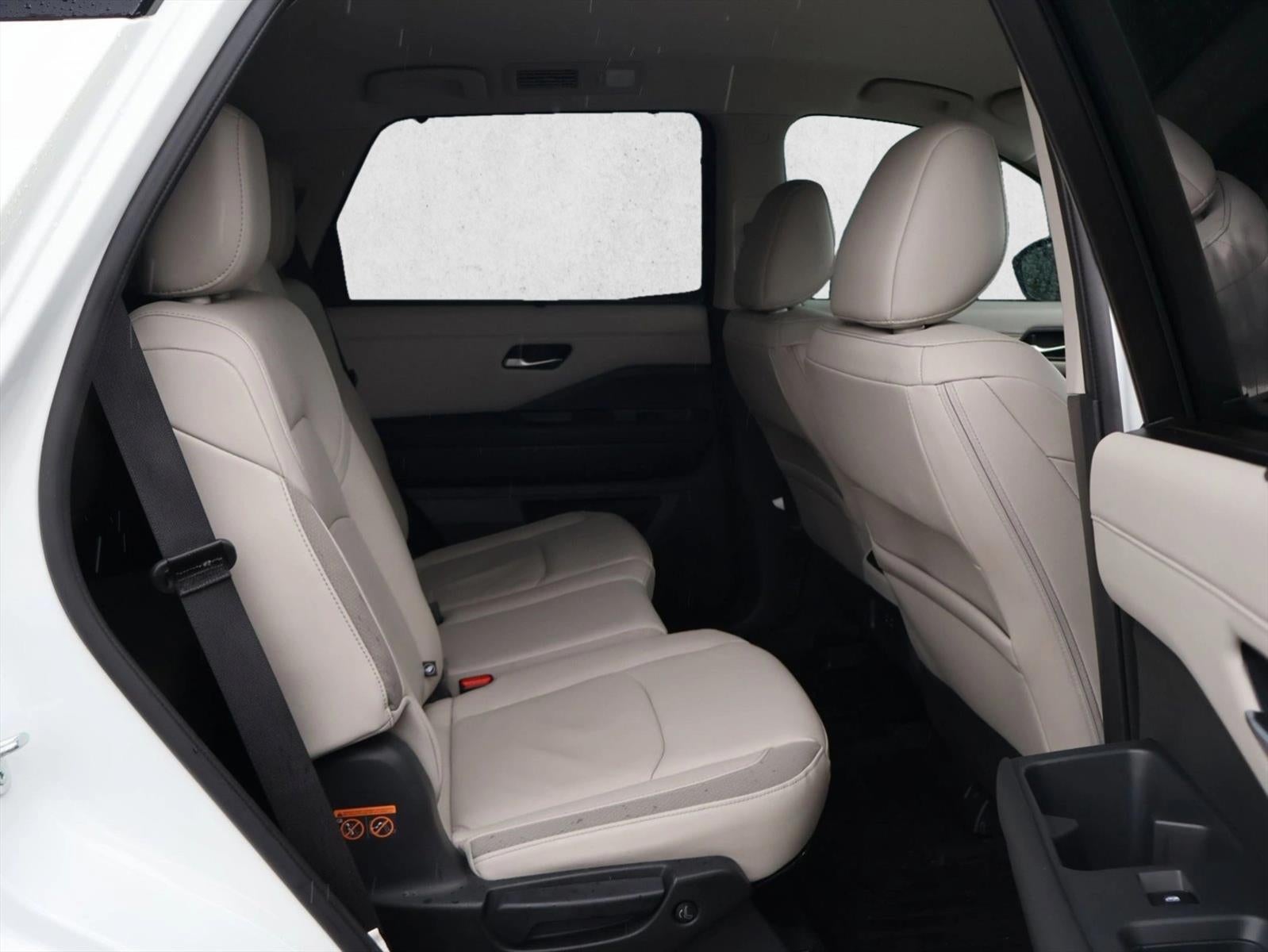 2024 Nissan Pathfinder SL 4WD