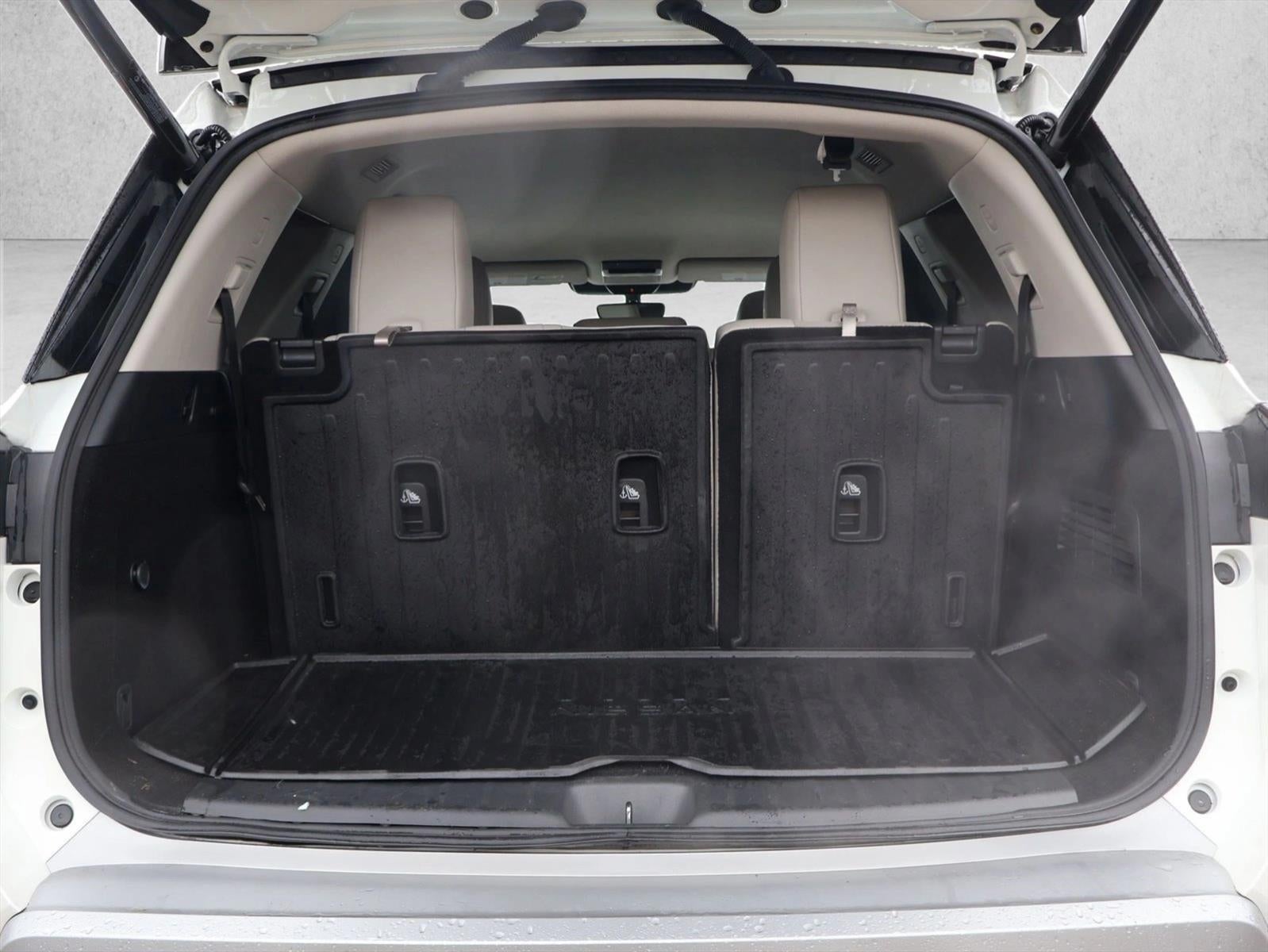 2024 Nissan Pathfinder SL 4WD