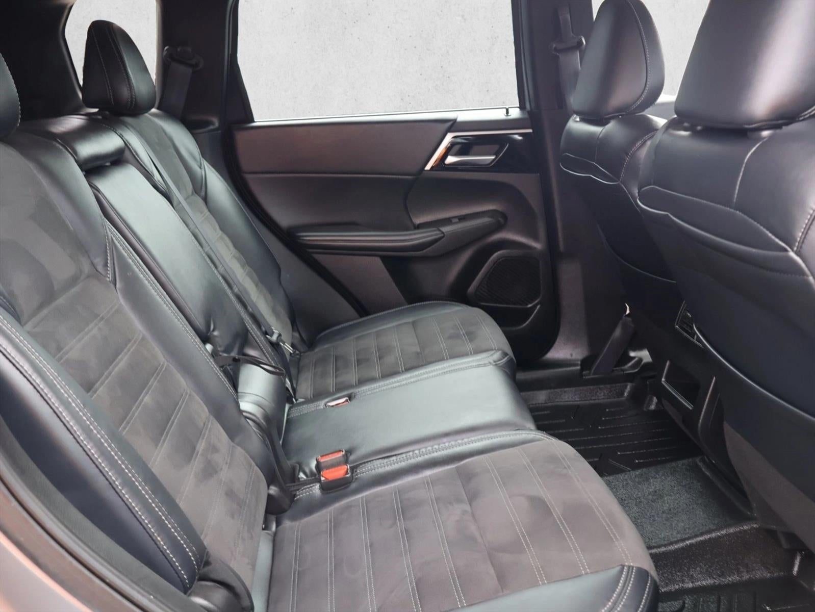2023 Mitsubishi Outlander SE 2.5 S-AWC