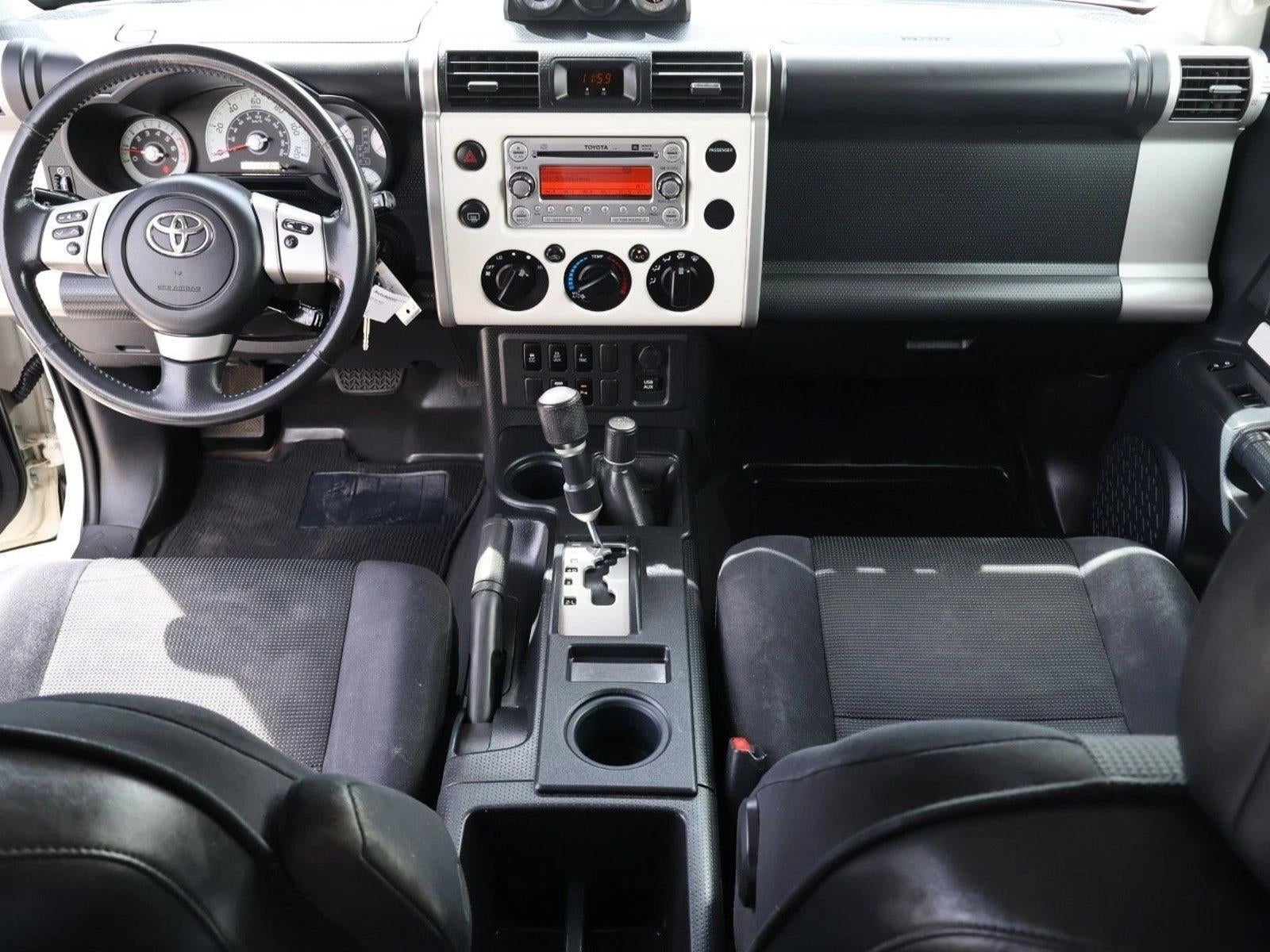 2013 Toyota FJ Cruiser Base