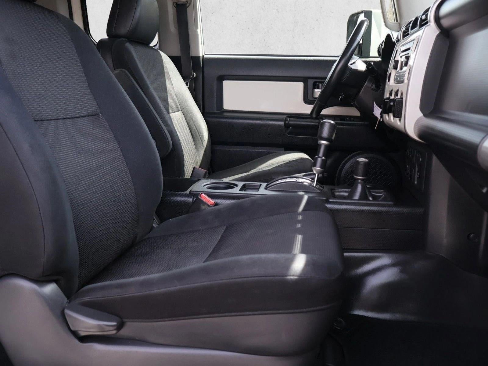 2013 Toyota FJ Cruiser Base