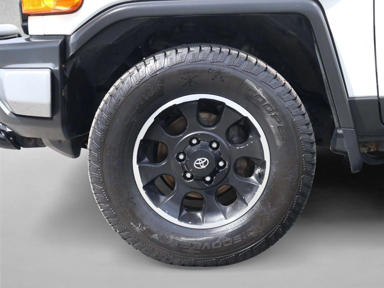 2013 Toyota FJ Cruiser Base