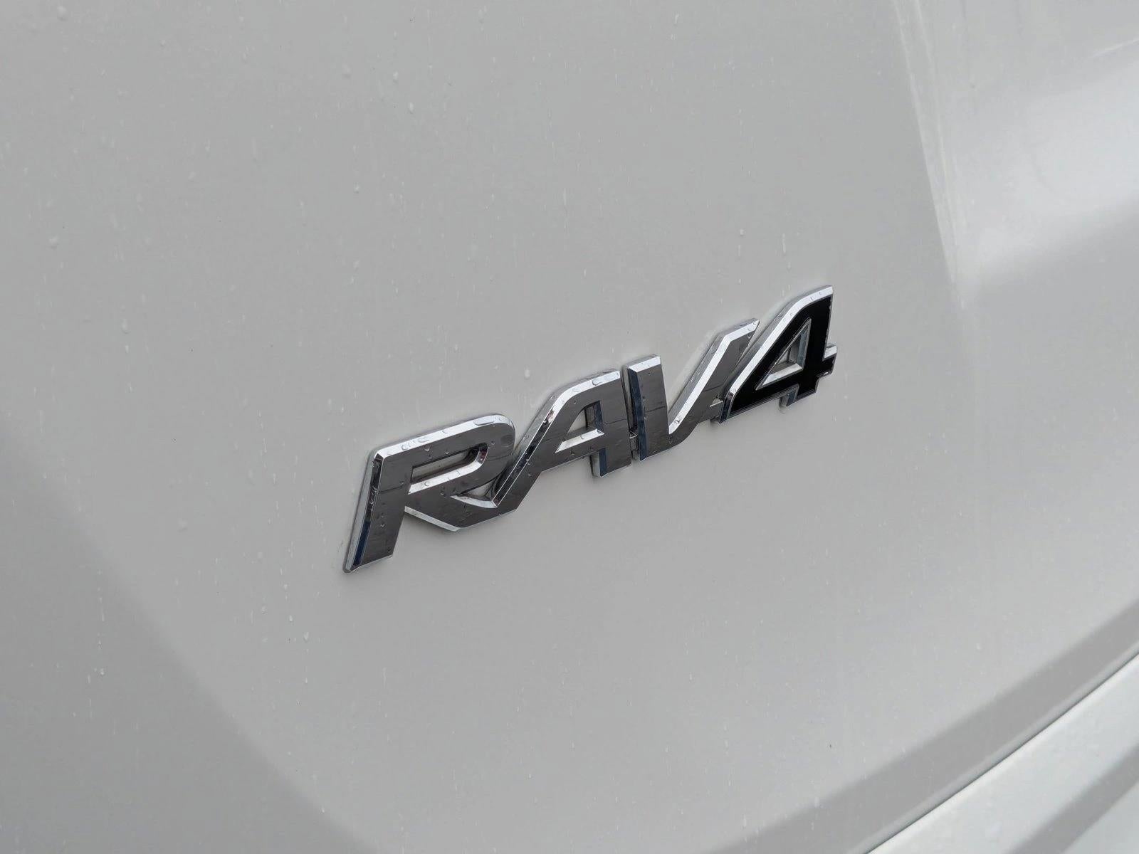 2016 Toyota RAV4 LE