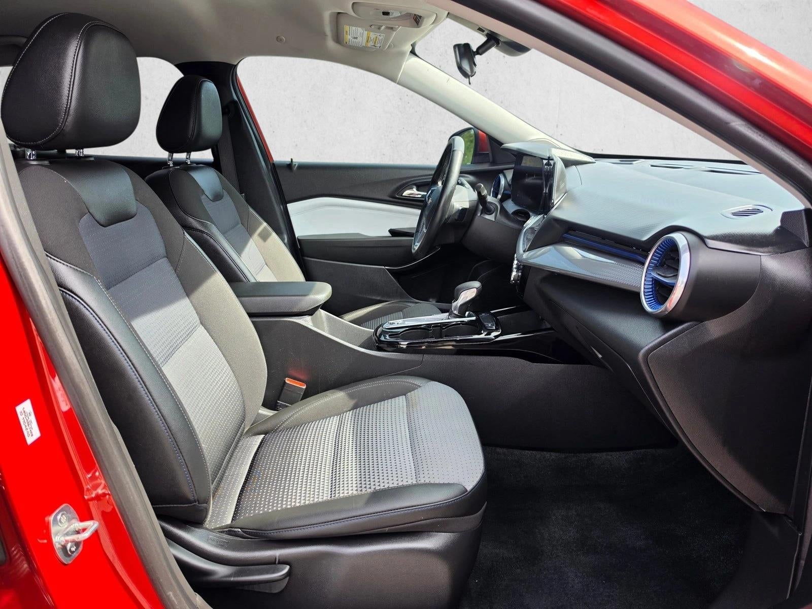 2024 Chevrolet Trax LT - Photo 11
