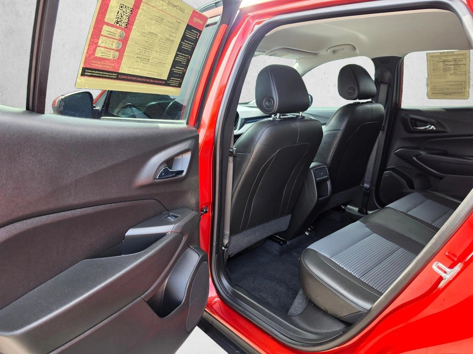 2024 Chevrolet Trax LT - Photo 16
