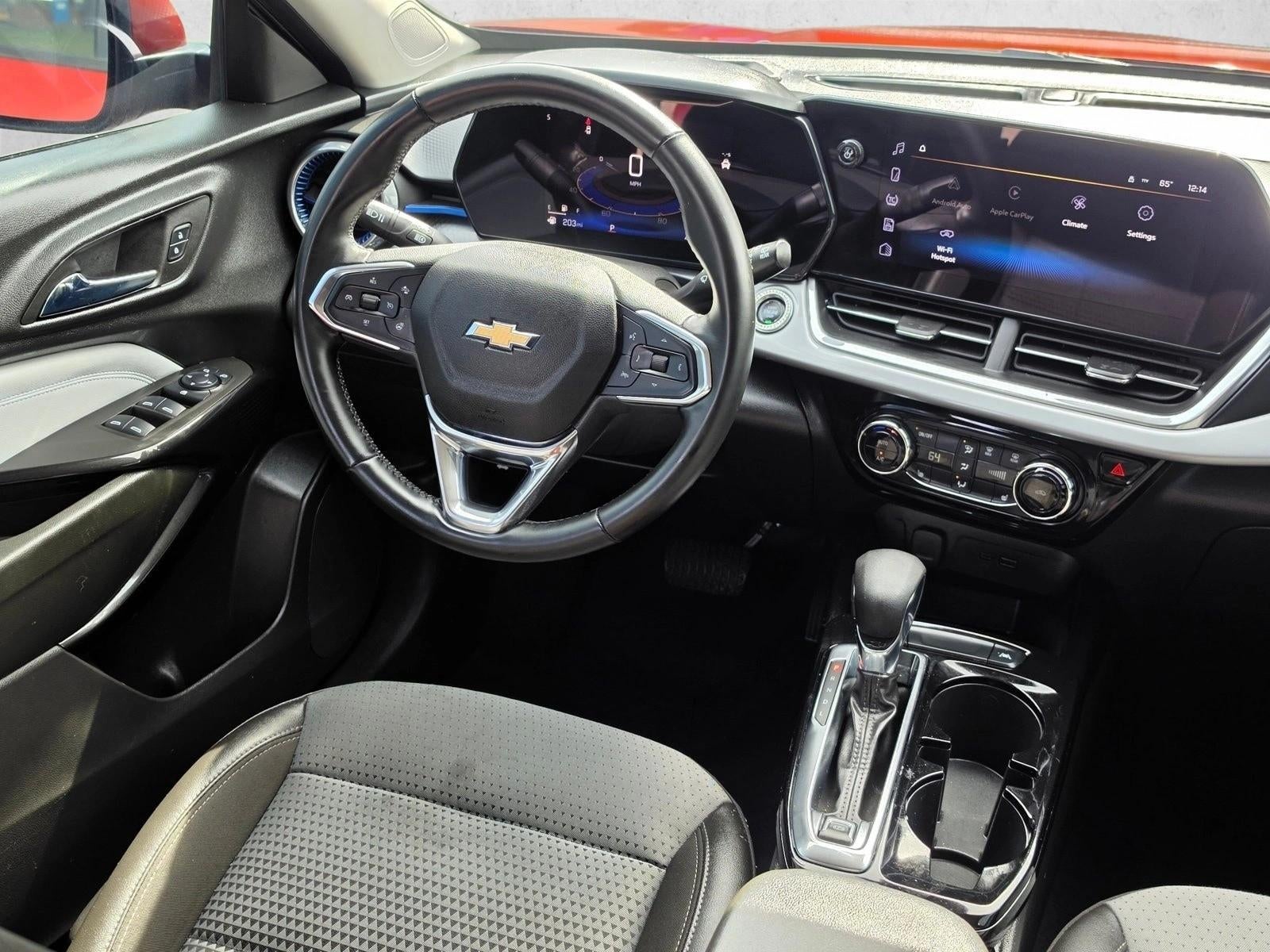 2024 Chevrolet Trax LT - Photo 19