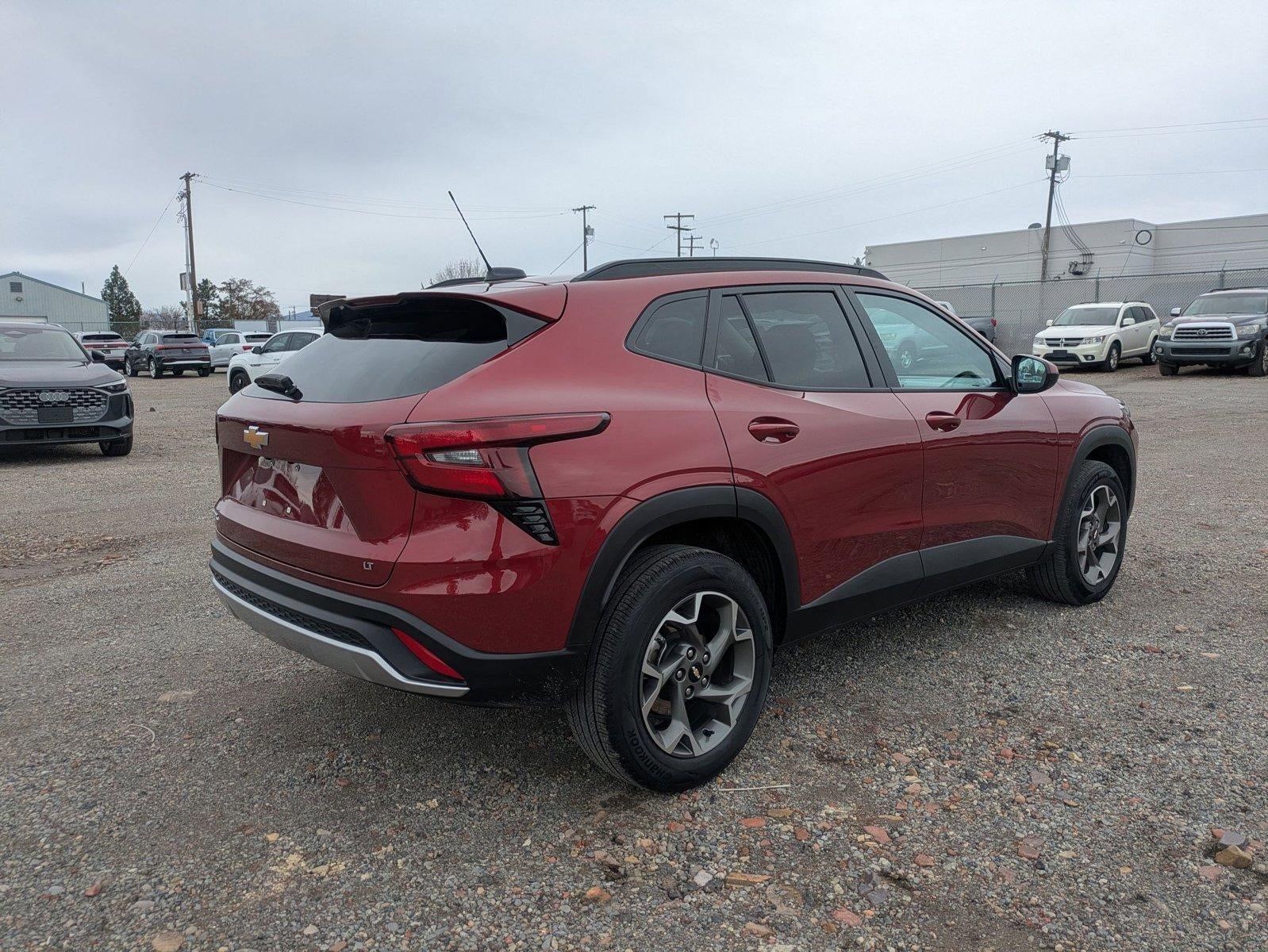 2025 Chevrolet Trax LT