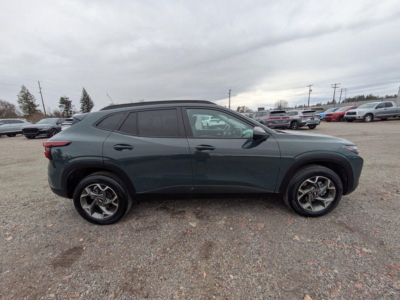 2025 Chevrolet Trax LT