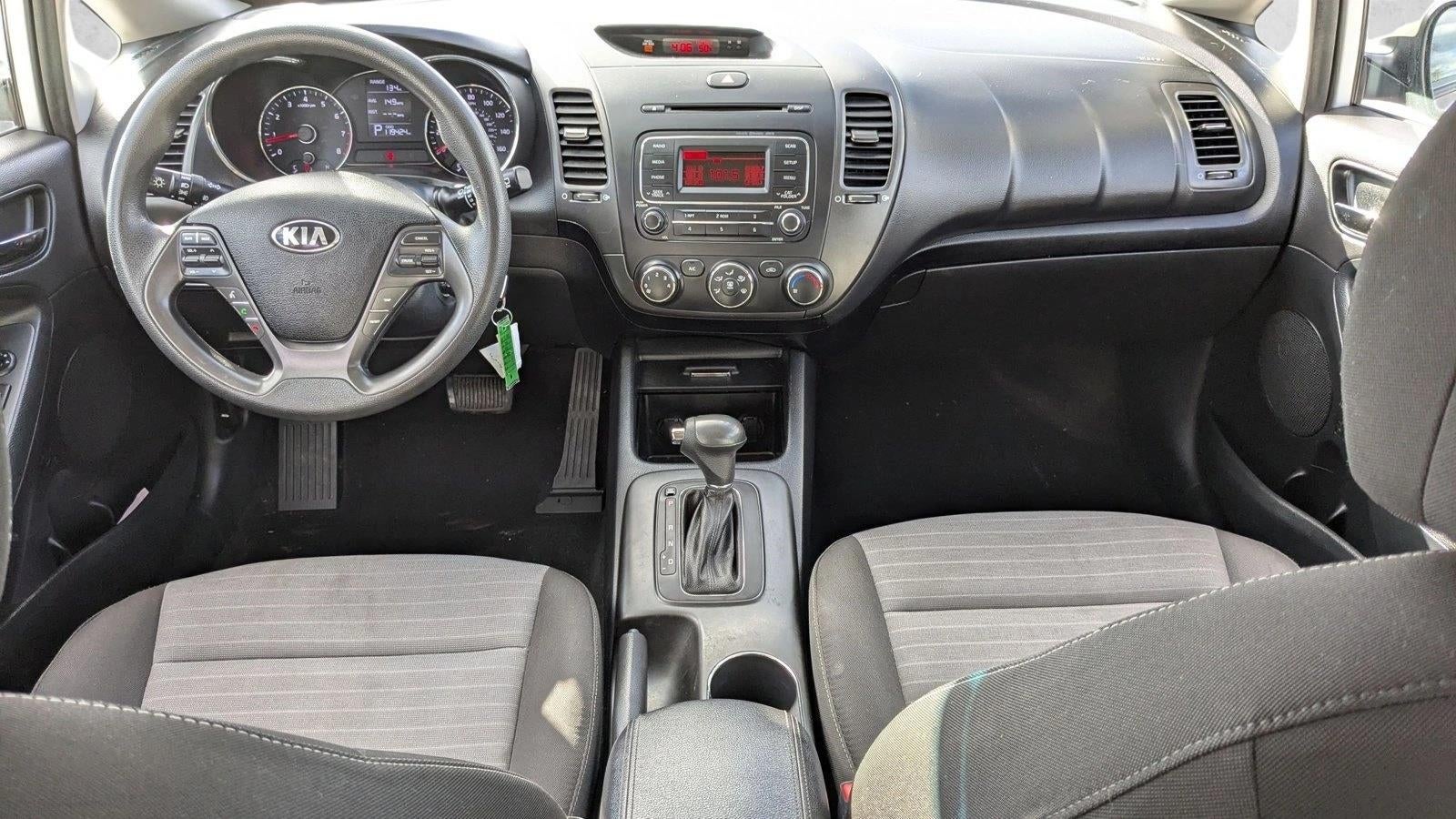 2016 Kia Forte 5-Door LX