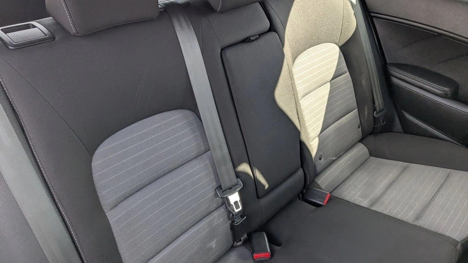 2016 Kia Forte 5-Door LX