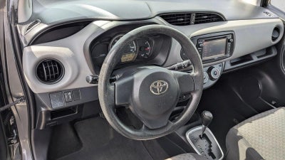 2016 Toyota Yaris L