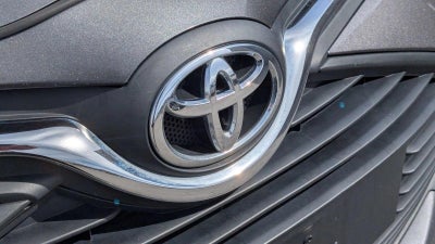 2016 Toyota Yaris L