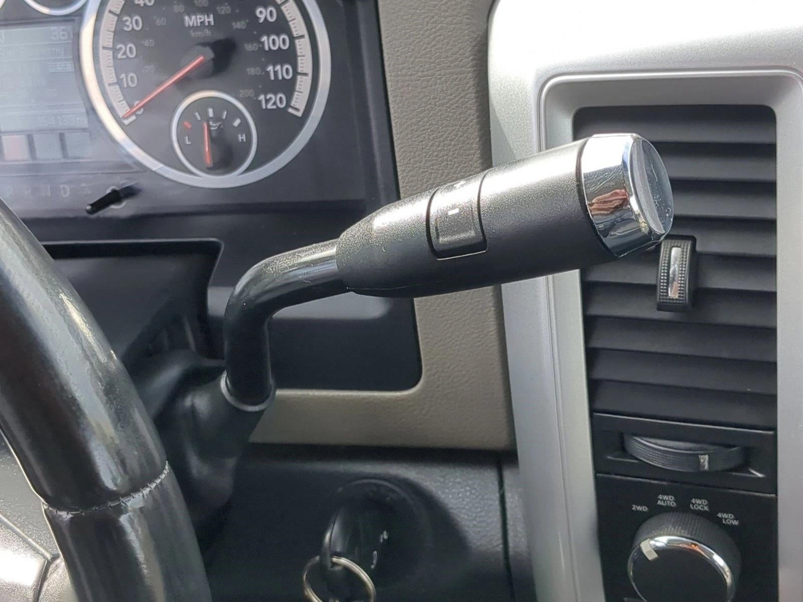 2012 RAM 1500 4WD Crew Cab 5.7 Ft Box SLT