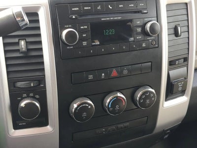 2012 RAM 1500 4WD Crew Cab 5.7 Ft Box SLT